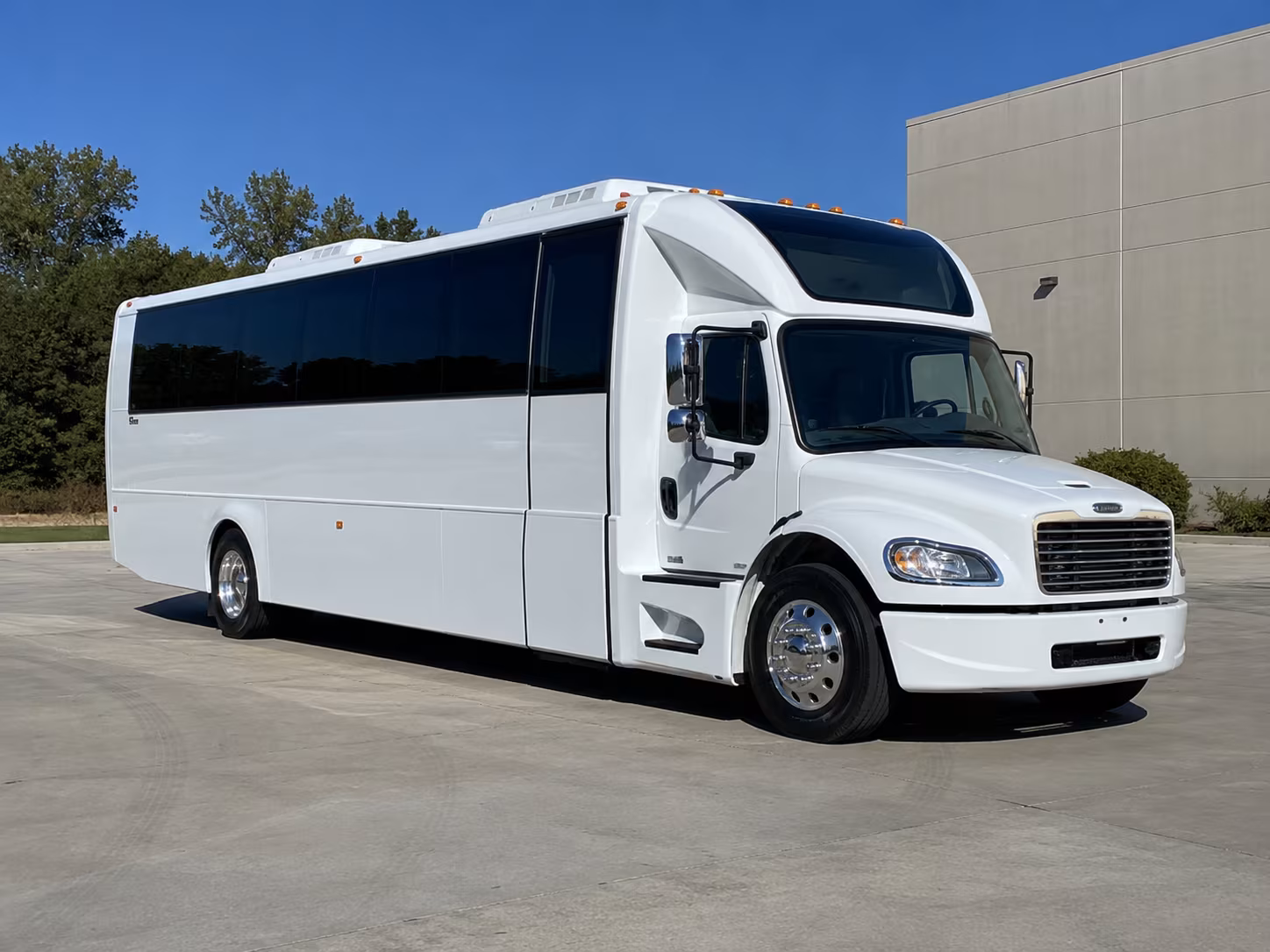 bus rentals for corporate sporting and entertainment group outings in erie