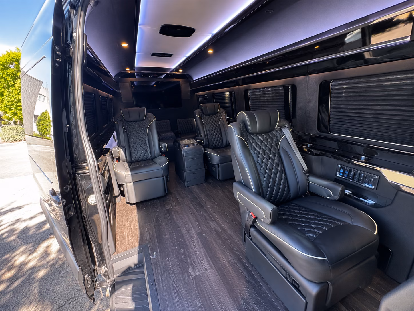 find transportation for your next convention or trade show 5